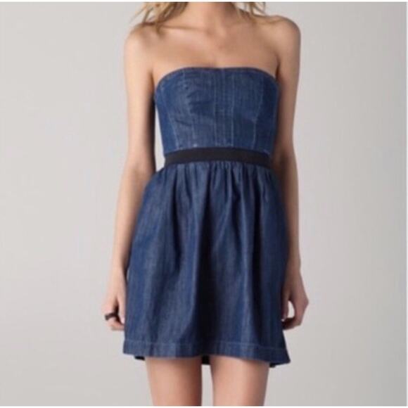 Club Monaco Blue Denim Bustier Strapless Smocked Pocket Dress Women’s Sz 4 - Picture 1 of 10